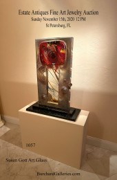 LARGE SUSAN GOTT ART GLASS SCU