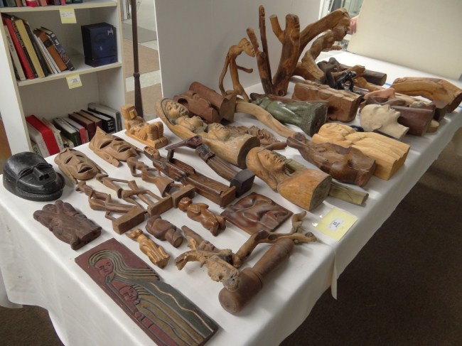 Large table lot misc. ethnic