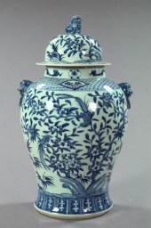 Large Tao Kuang Porcelain Ring