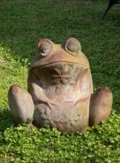 LARGE TERRACOTTA FIGURAL FROG