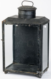 LARGE TIN CARRY LANTERN<br>Lar