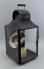 LARGE TIN LANTERN AMERICA, EAR