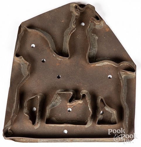 LARGE TIN MAN ON HORSEBACK COOKIE