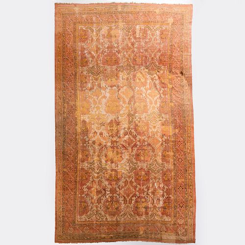 LARGE TURKISH USHAK