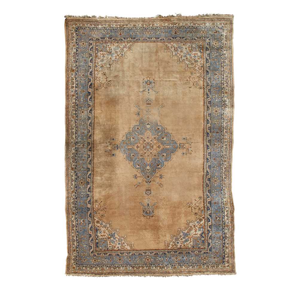 LARGE USHAK CARPET WEST ANATOLIA,