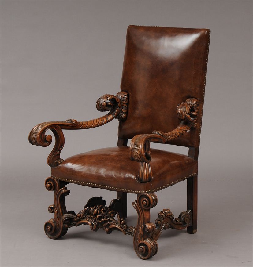 LARGE VENETIAN BAROQUE STYLE CARVED