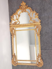 LARGE VENETIAN STYLE GOLD TONE