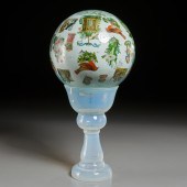 LARGE VICTORIAN POTICHOMANIA W