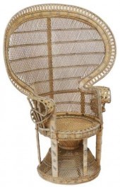 LARGE VINTAGE RATTAN PEACOCK C