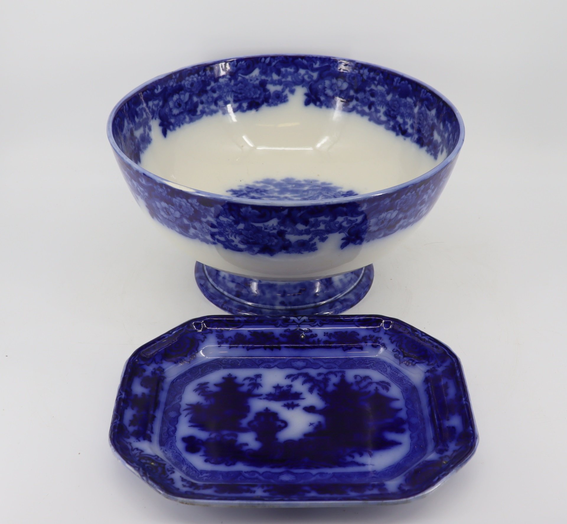 LARGE WEDGWOOD "CHINESE" BLUE