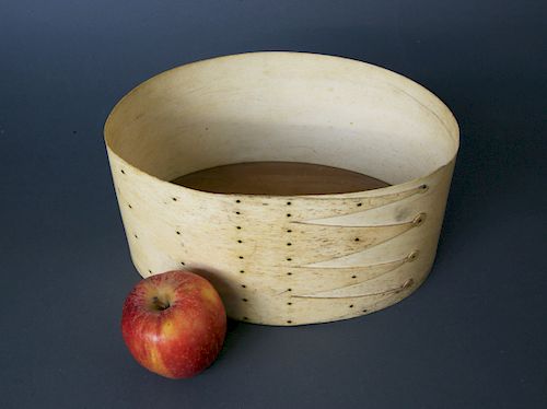 LARGE WHALER MADE PANBONE DITTY