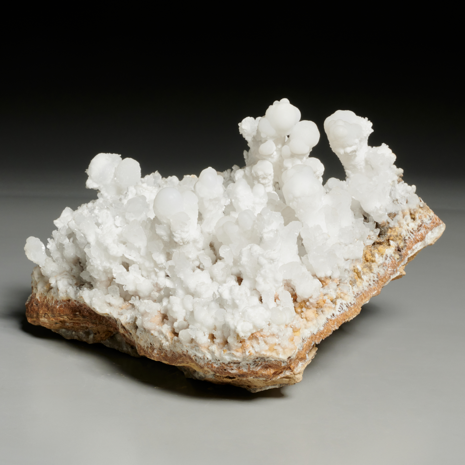 LARGE WHITE ARAGONITE SPECIMEN