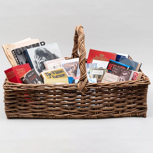 LARGE WICKER BASKET WITH