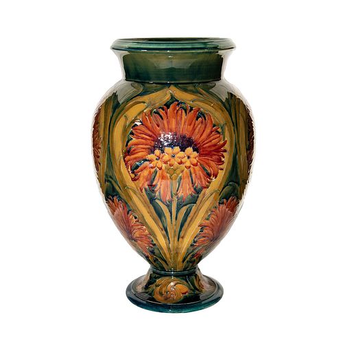 LARGE WILLIAM MOORCROFT VASE,