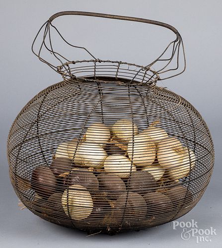 LARGE WIRE BASKET, WITH COMPOSITION