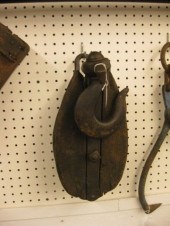 Large Wood & Iron Pulley 7'' x