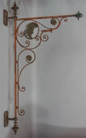 LARGE WROUGHT IRON BRACKETLARG