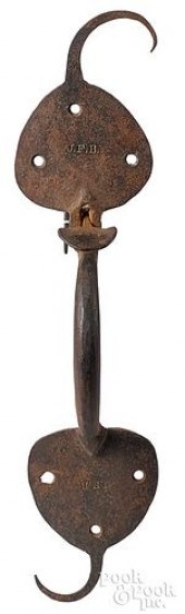 LARGE WROUGHT IRON THUMB LATCH