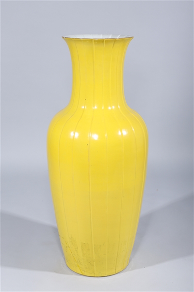 Large yellow ground Chinese