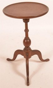 LATE 18TH C. WALNUT QUEEN ANNE