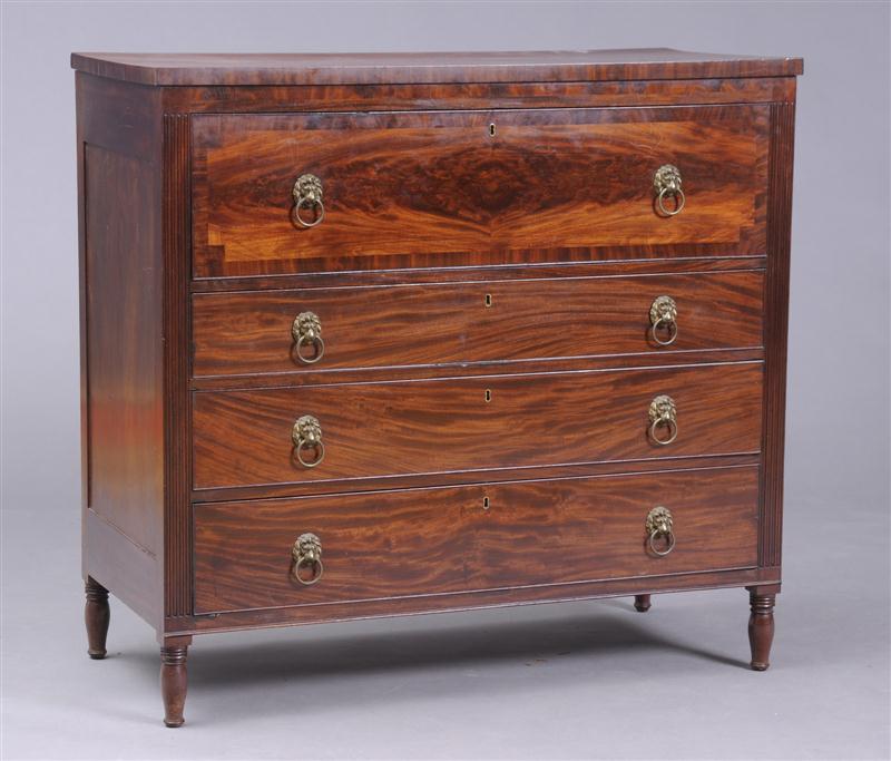 LATE FEDERAL CARVED MAHOGANY