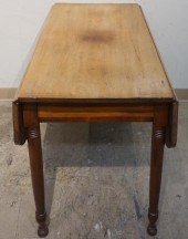 LATE FEDERAL MAHOGANY DROP-LEA
