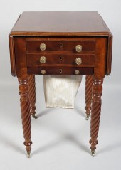 LATE FEDERAL MAHOGANY DROP-LEA