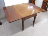 LATE FEDERAL MAHOGANY DROPLEAF