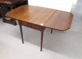LATE FEDERAL MAHOGANY DROPLEAF