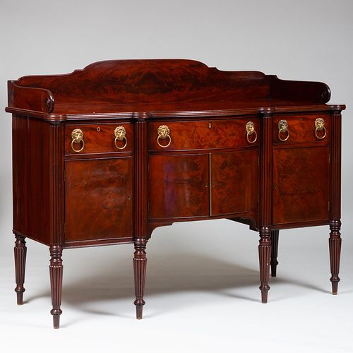 LATE FEDERAL MAHOGANY SIDE BOARD,