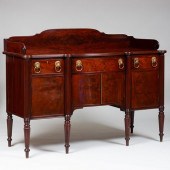 LATE FEDERAL MAHOGANY SIDE BOA