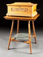 Late Victorian carved oak sing