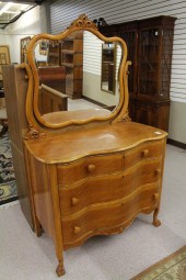 LATE VICTORIAN MAPLE DRESSERLA