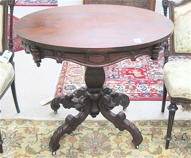 LATE VICTORIAN WALNUT LAMP TABLE