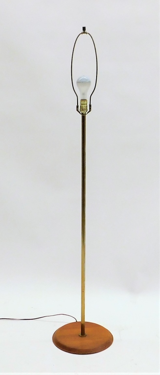LAUREL LAMP CO. MCM 3 WAY BULB