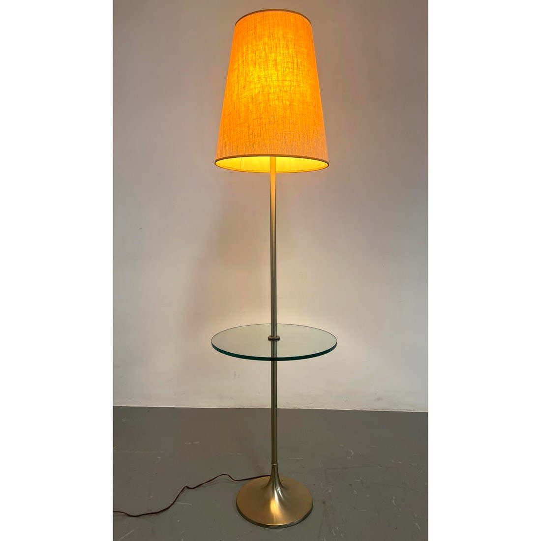 Laurel Style lighting table floor