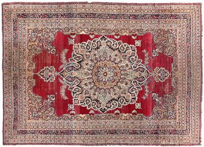 Lavar Kerman rug, elaborate ivory