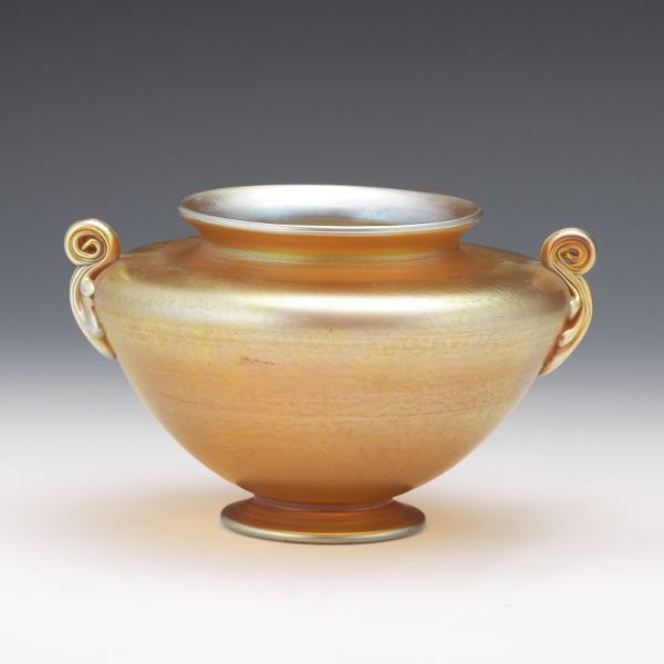 L.C. TIFFANY GOLD FAVRILE VASE 4" x
