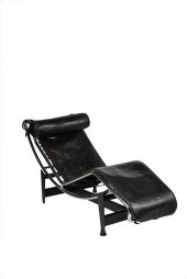 LE CORBUSIER LC4 LOUNGE CHAIRm