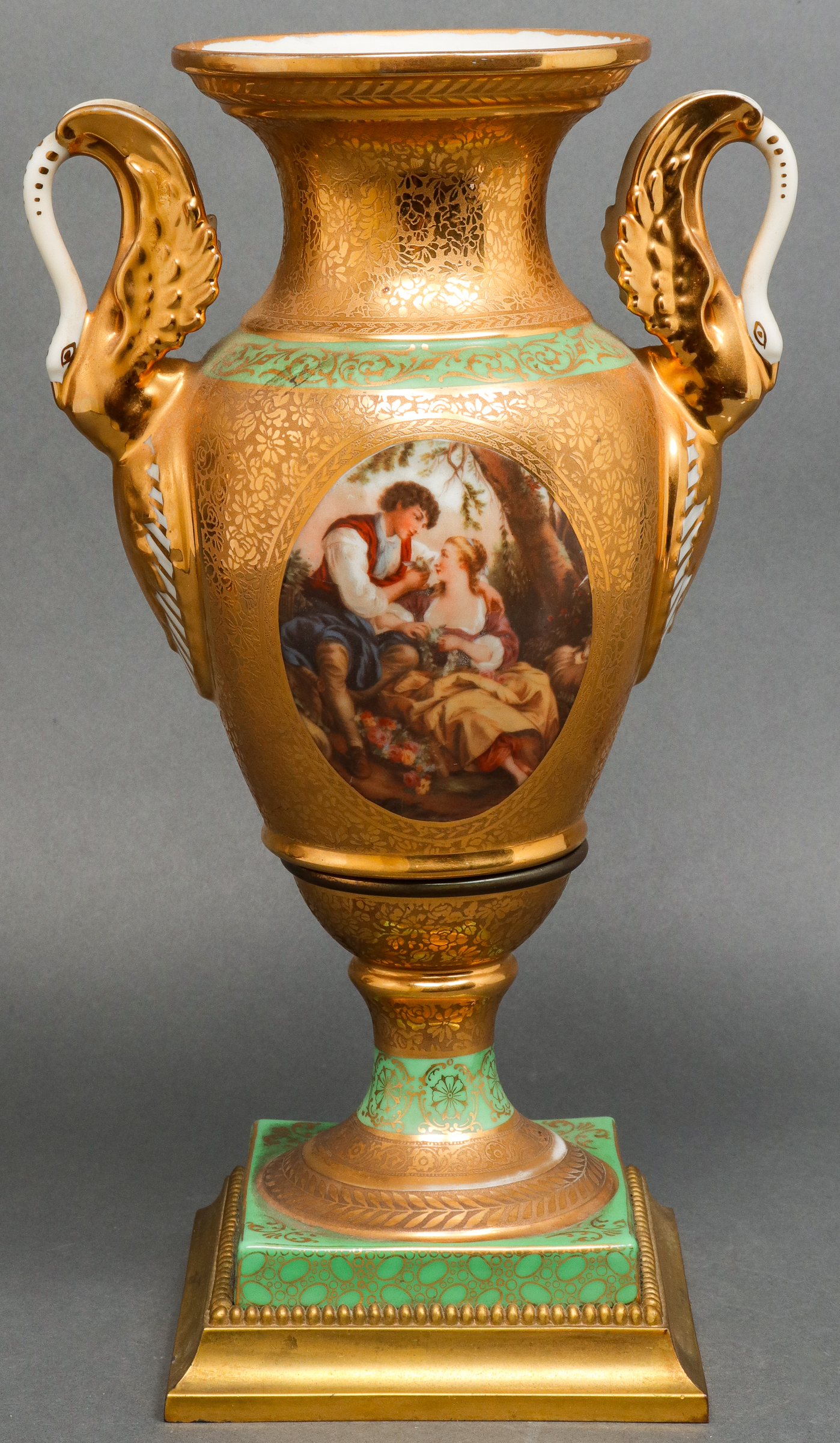 LE MIEUX CHINA 24KT. GOLD DECORATED