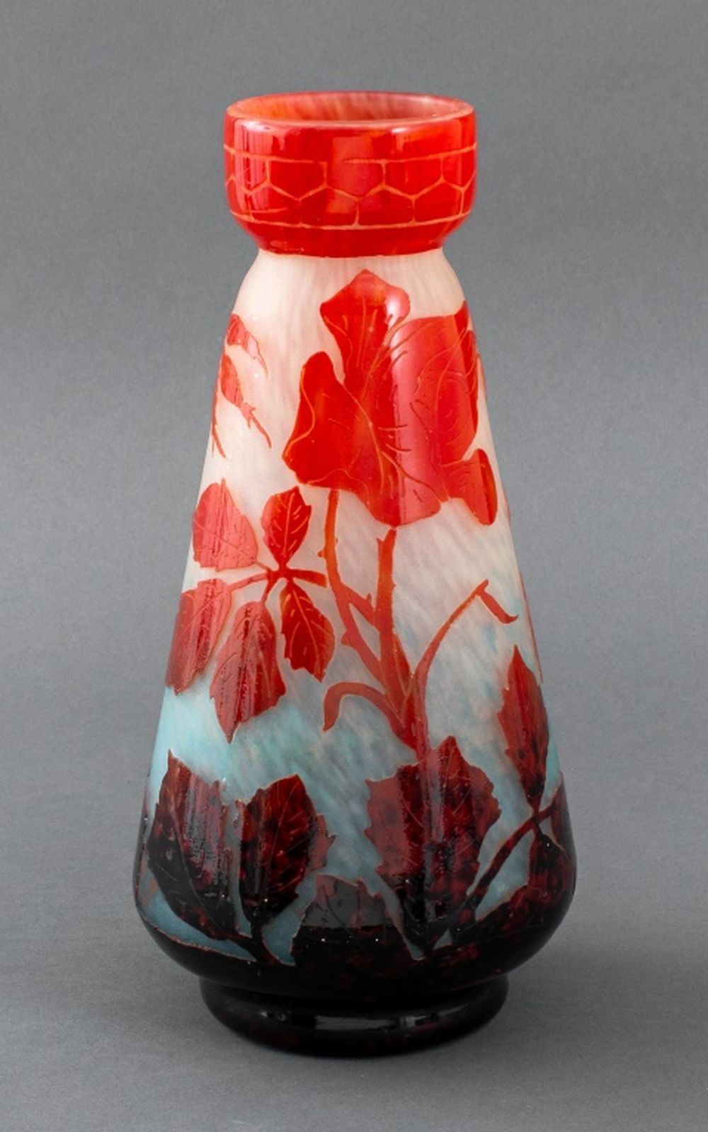 LE VERRE FRANCAIS CAMEO GLASS