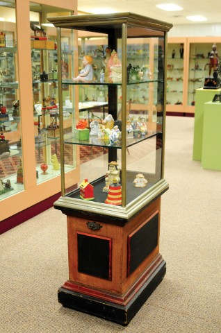 LEADED SHOWCASE AND STAND Three