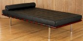 LEATHER CHAISE LOUNGE MANNER M
