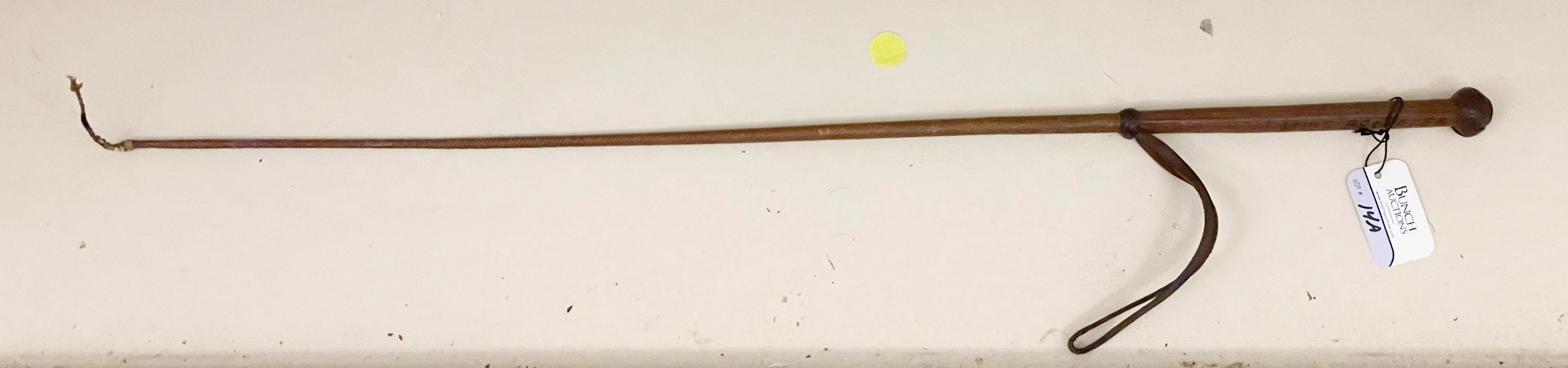 Leather riding crop swagger