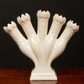 LEEDS CREAMWARE QUINTAL FLOWER