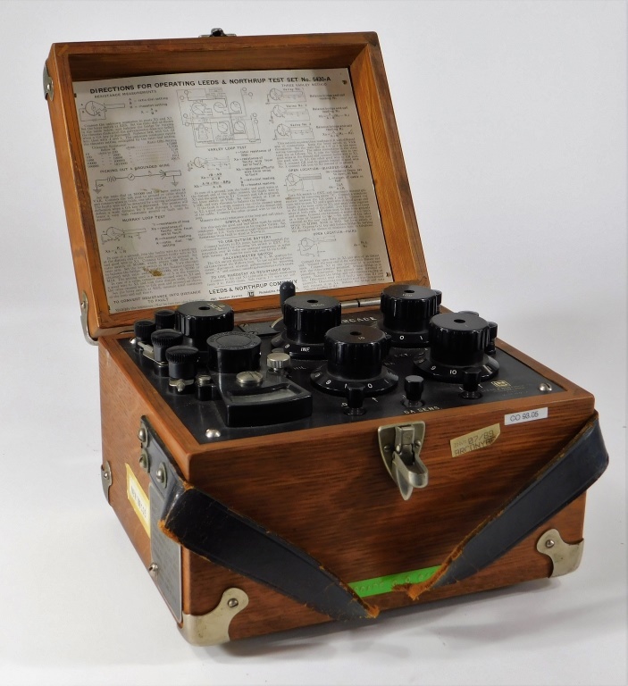 LEEDS & NORTHROP CASED TEST SET