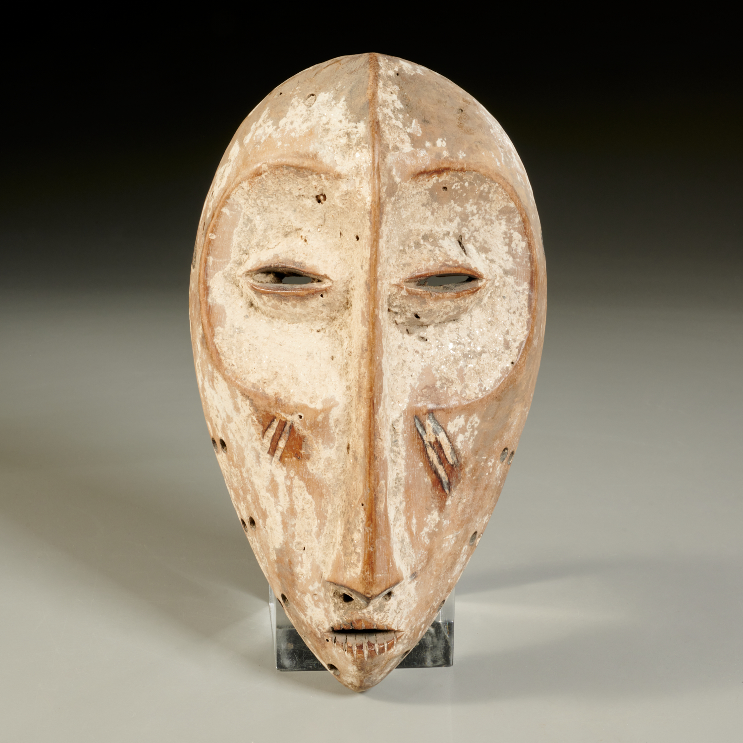 LEGA PEOPLES, BWAMI IDUMU MASK DR