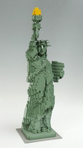 LEGO STATUE OF LIBERTY 33'' TA