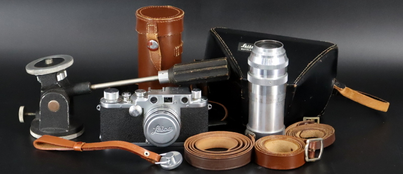 LEICA IIIC CAMERA WITH SUMMITAR