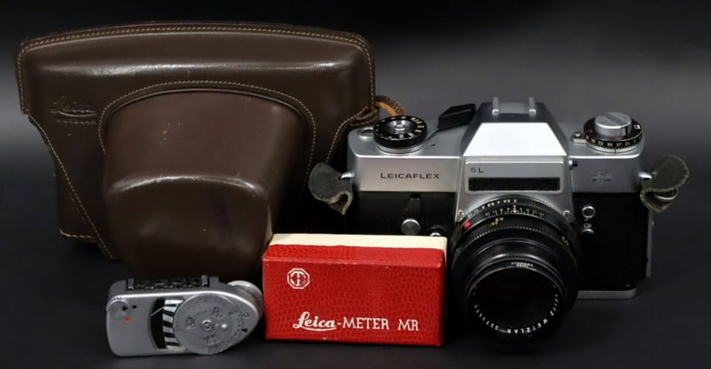 LEICA LEICAFLEX SL CAMERA AND A